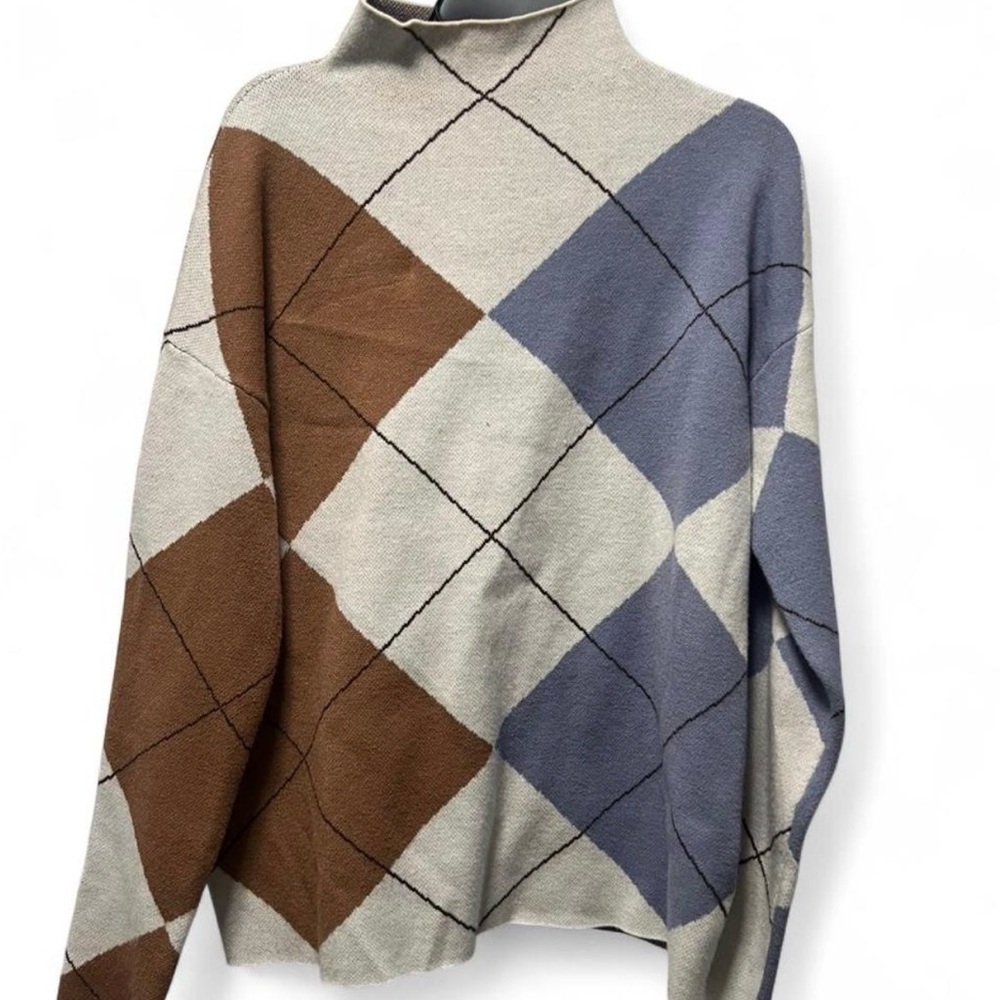 Chic Argyle Turtleneck Sweater - Brown and Blue